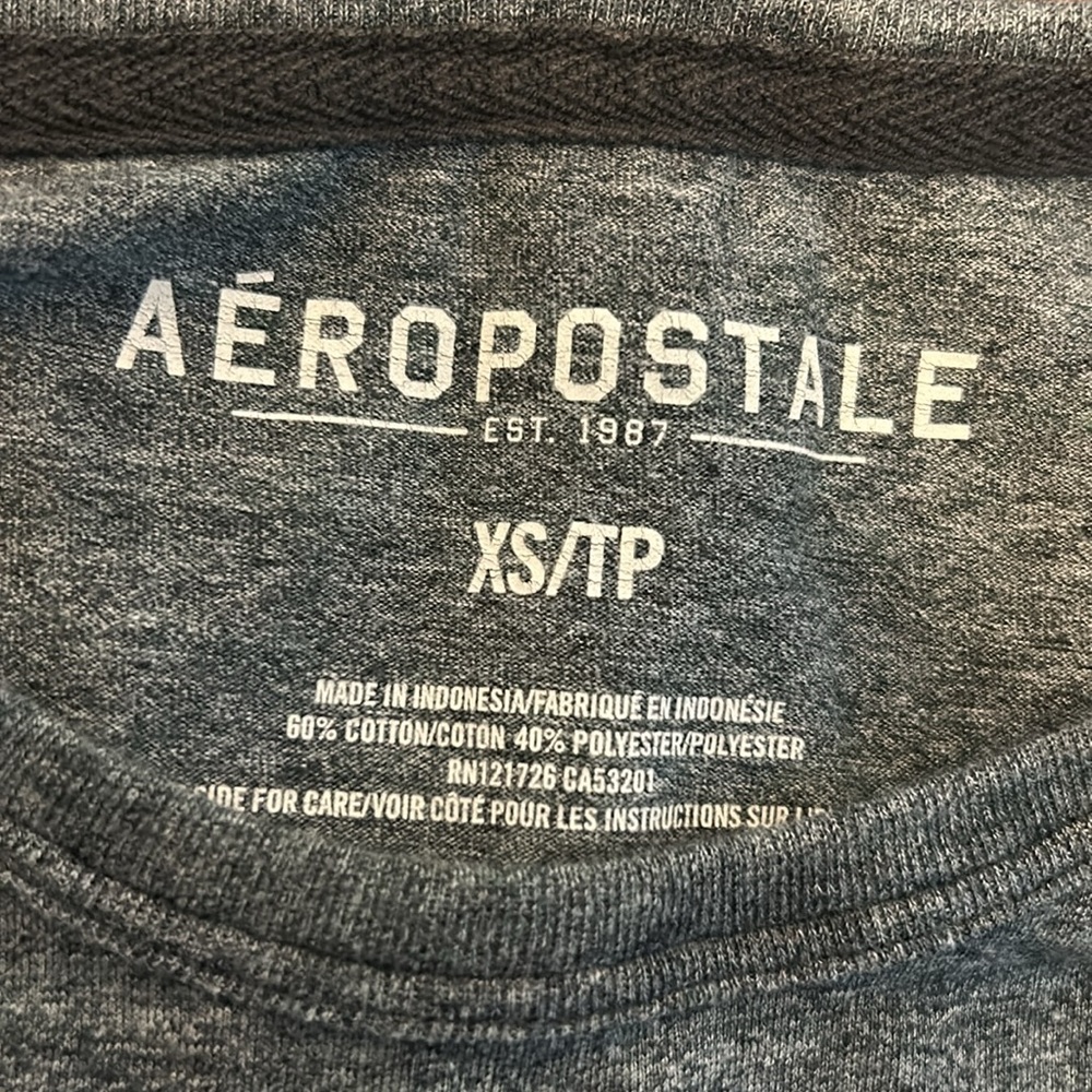 T-shirts - Picture 2 of 3